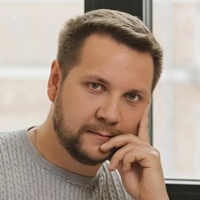 Виктор Крылов